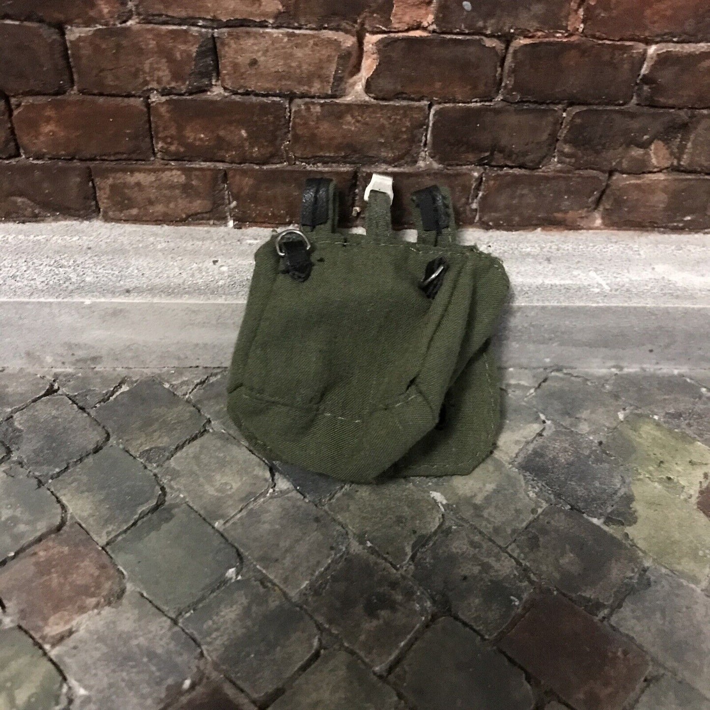 1/6 SCALE WW2 GERMAN GREEN BREAD BAGS